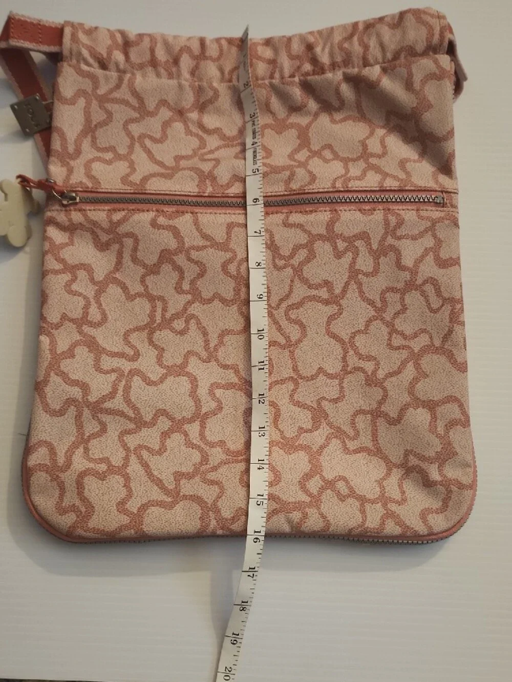 Tous Kaos New Colores Pink Patterned Backpack with Bear Charm. EUC. 33×38×6